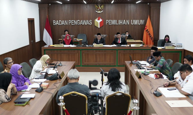 Sidang Dugaan Pelanggaran Administrasi