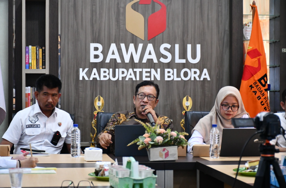Bawaslu Jateng Perkuat Kapasitas Penanganan Pelanggaran melalui Rakor Teknik Investigasi dan Klarifikasi di Blora