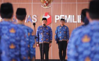 Pejabat Administrator dan Pengawas